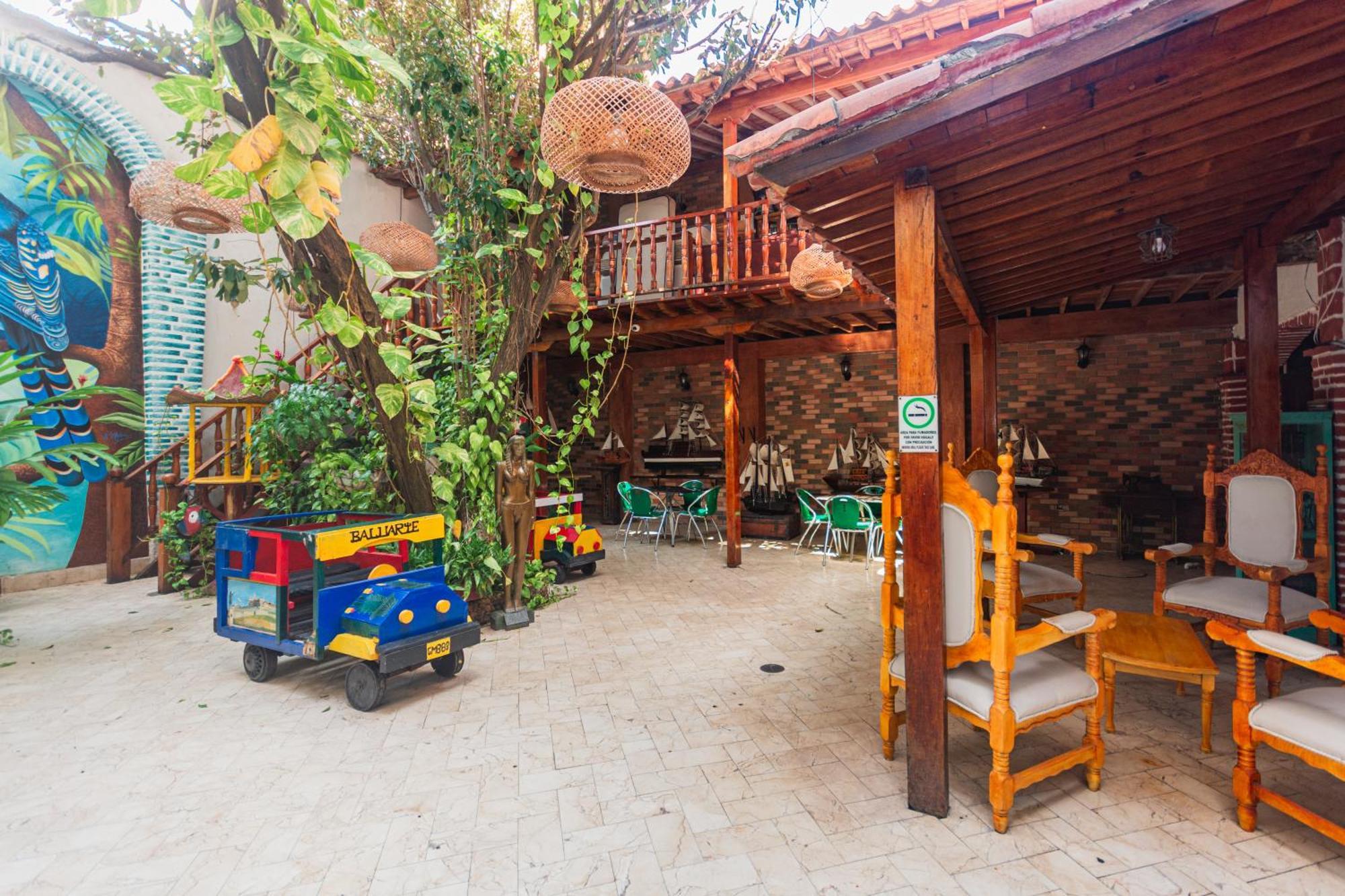 Hotel Baluarte Coast Cartagène Extérieur photo