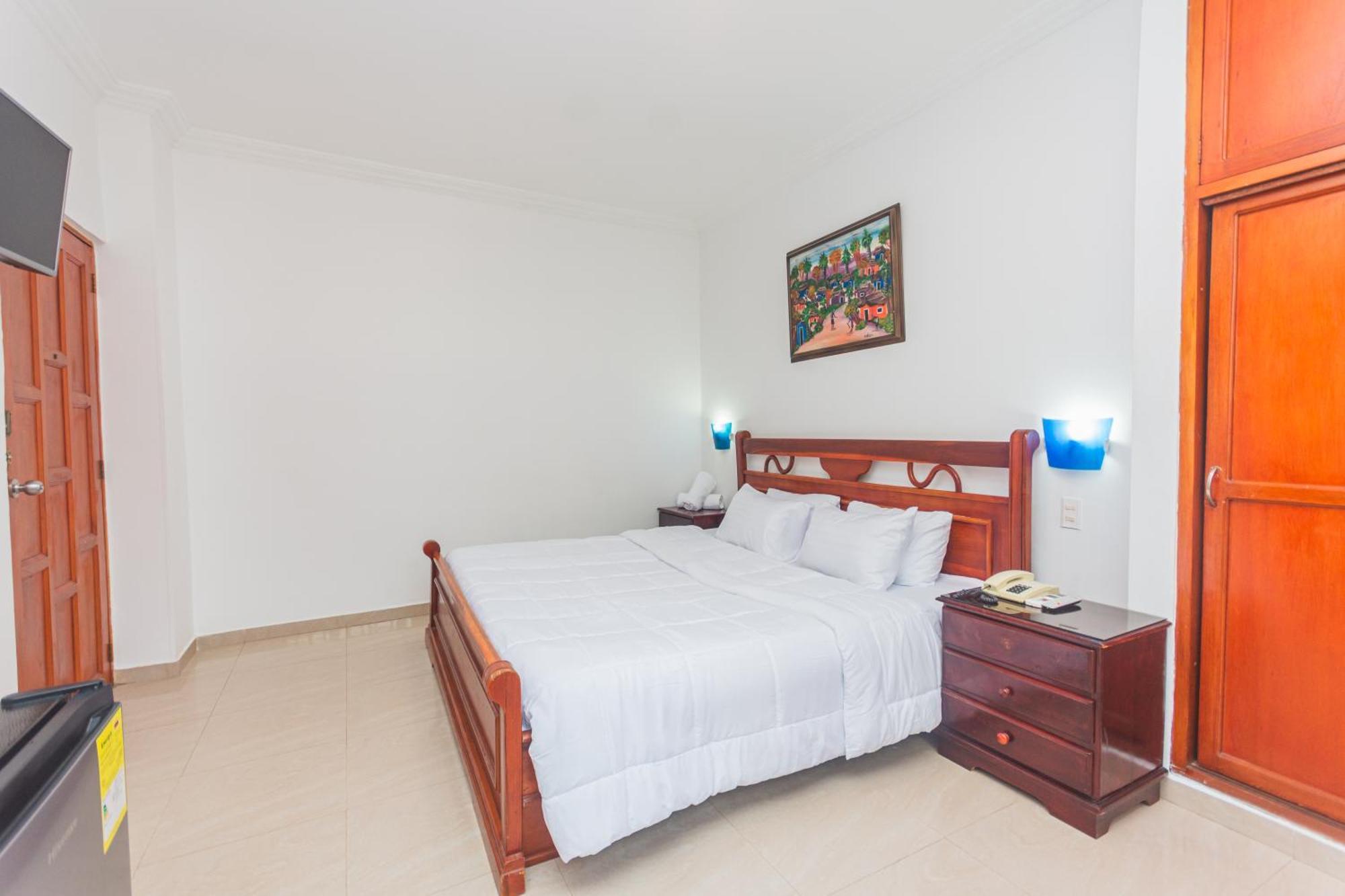 Hotel Baluarte Coast Cartagène Extérieur photo