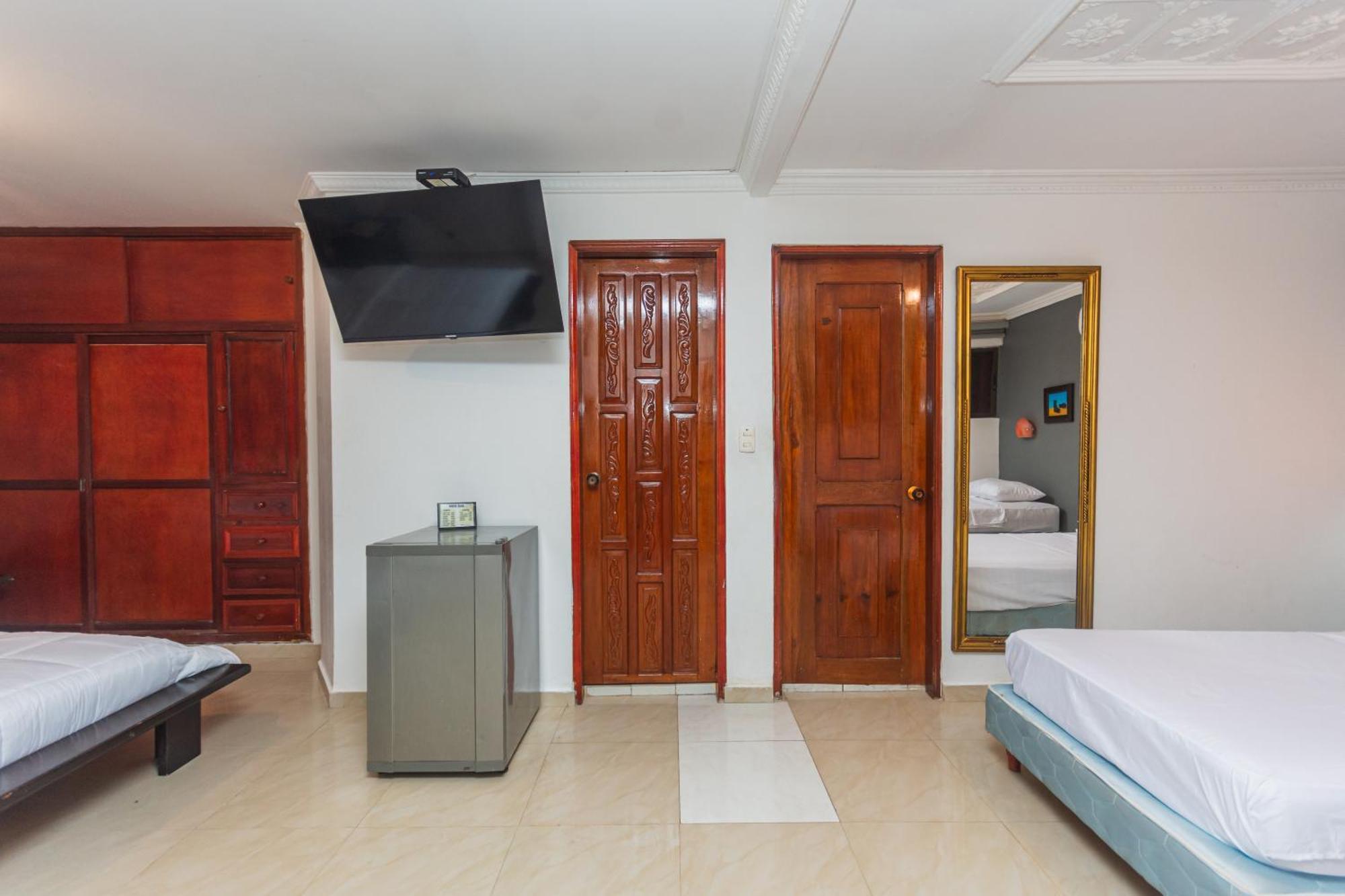 Hotel Baluarte Coast Cartagène Extérieur photo