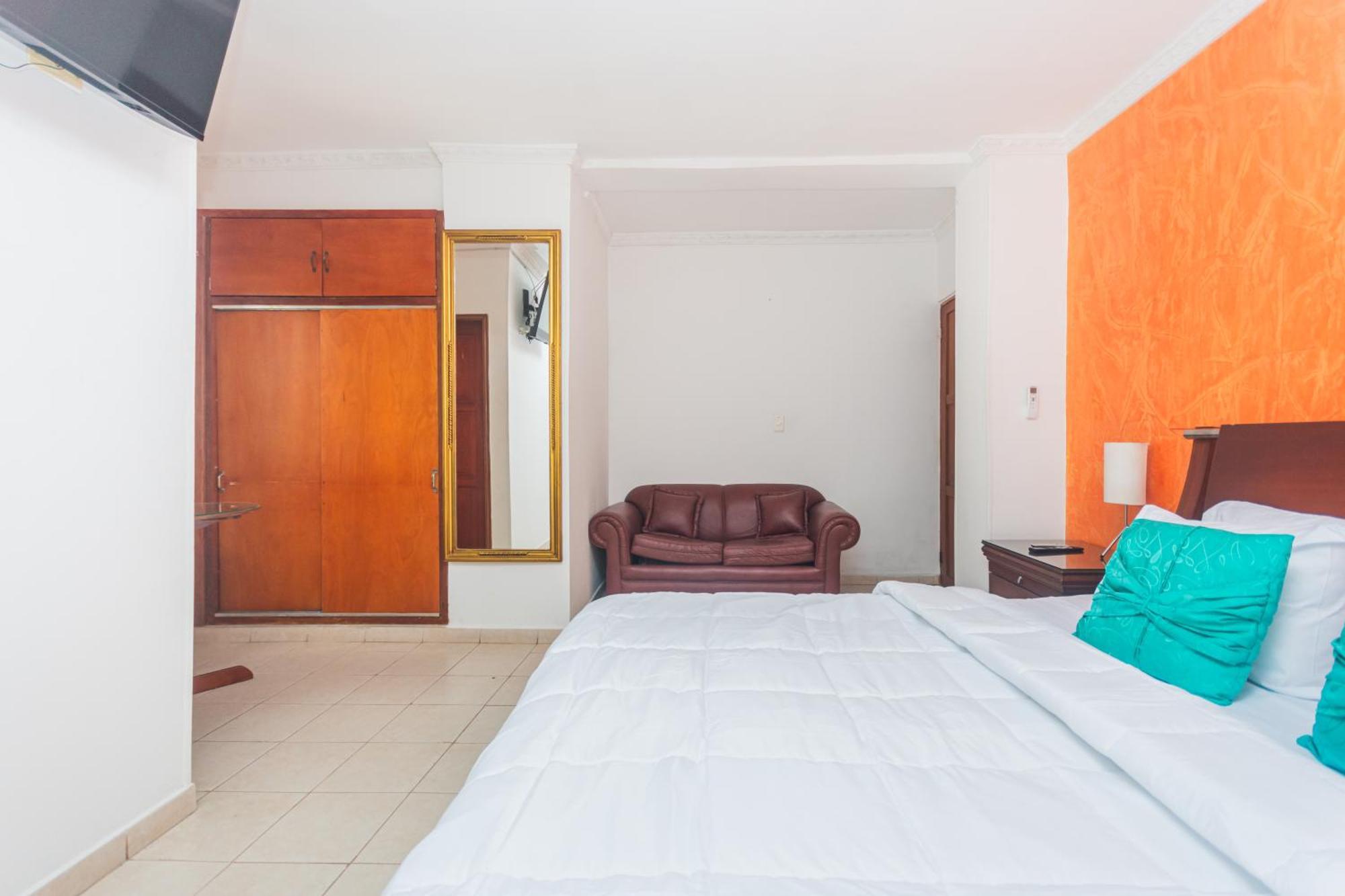 Hotel Baluarte Coast Cartagène Extérieur photo