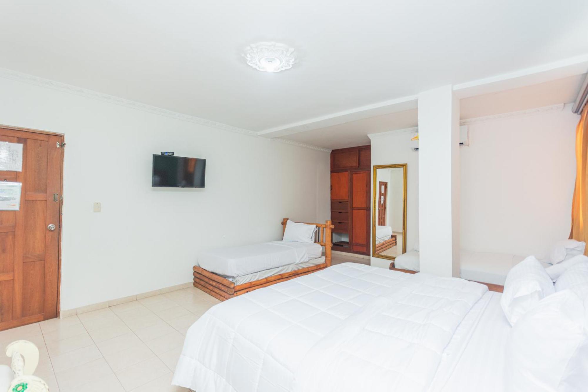 Hotel Baluarte Coast Cartagène Extérieur photo